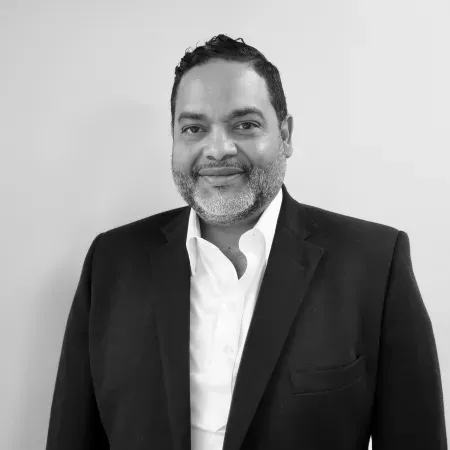 Christian Reyes, Cofundador y director de operaciones/tecnología (COO/CTO) at RS Group